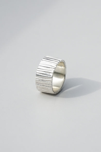 Endless Lines Ring