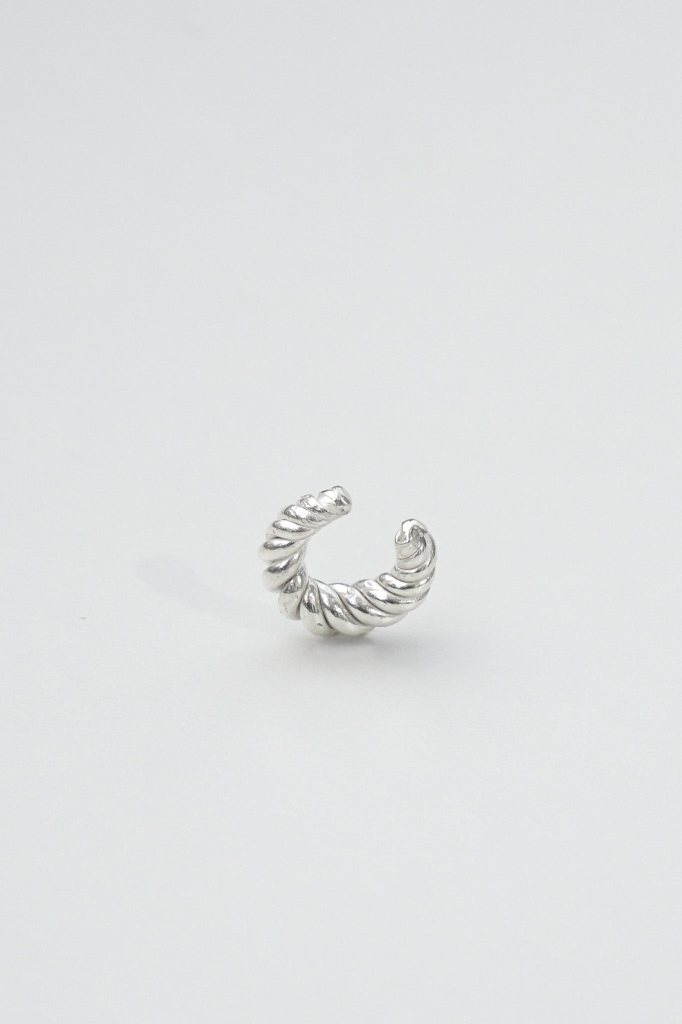 Twist Ear Cuff