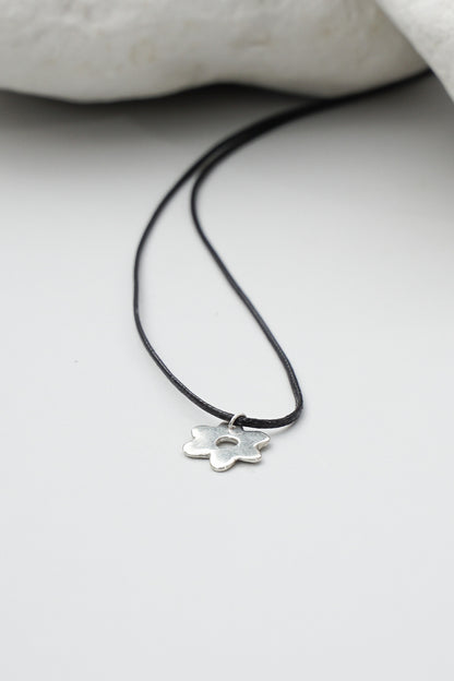 Bloom Necklace