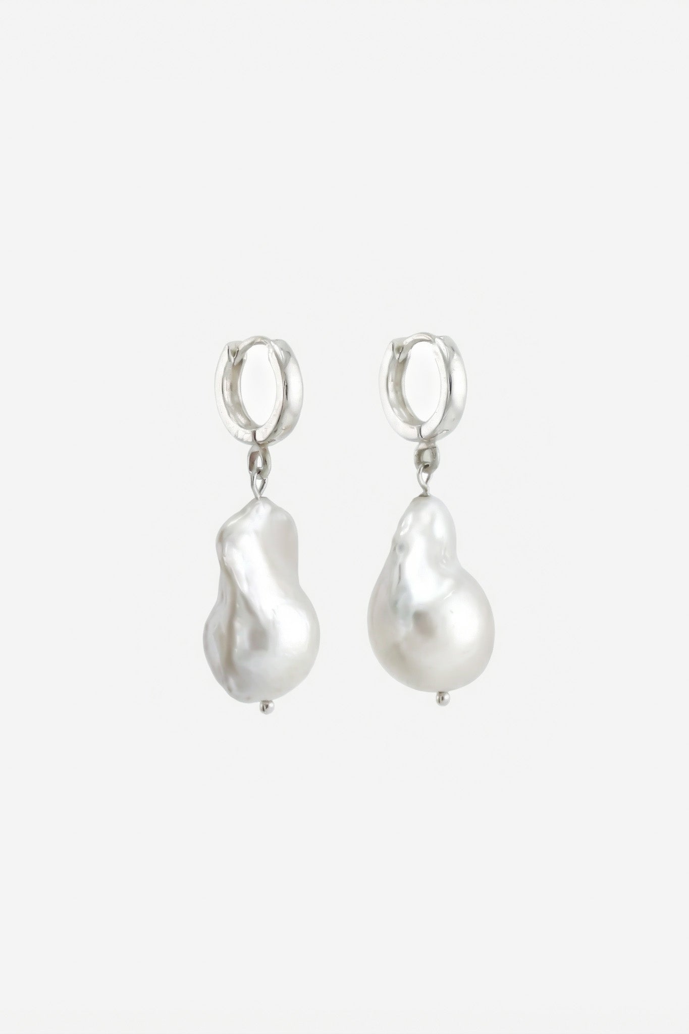 Freshwater Pearl Earrings