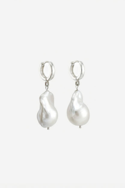 Freshwater Pearl Earrings